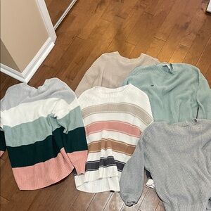Hollister Women's Sweaters in Pastel and Neutral Tones